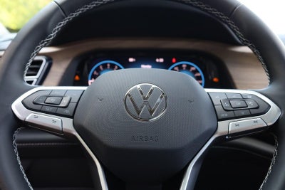 2026 Volkswagen Atlas 2.0T SE w/Technology 4MOTION