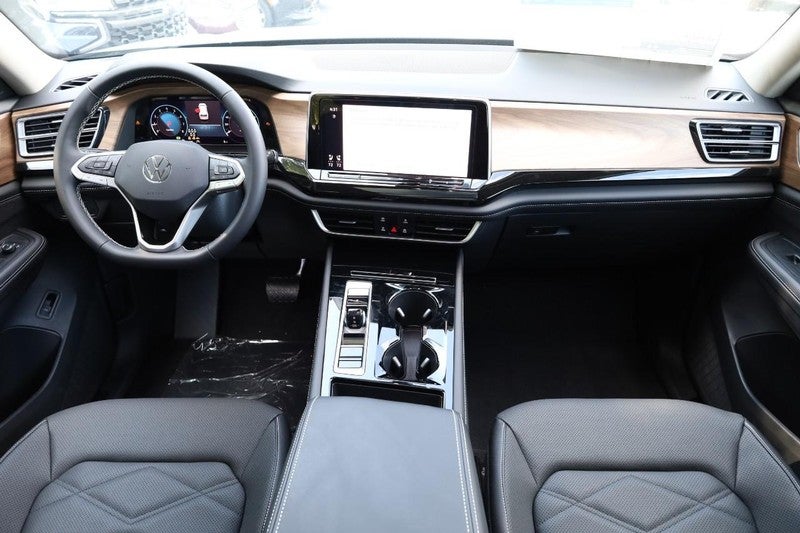 2026 Volkswagen Atlas 2.0T SE w/Technology 4MOTION