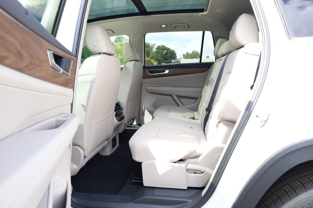 2026 Volkswagen Atlas 2.0T SE w/Technology 4MOTION