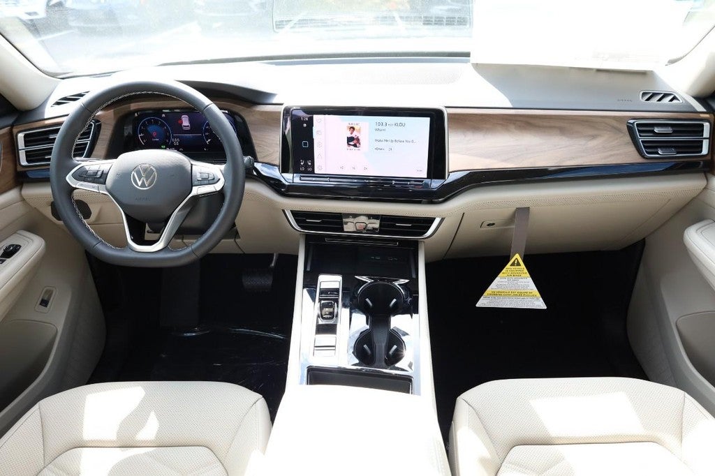 2026 Volkswagen Atlas 2.0T SE w/Technology 4MOTION