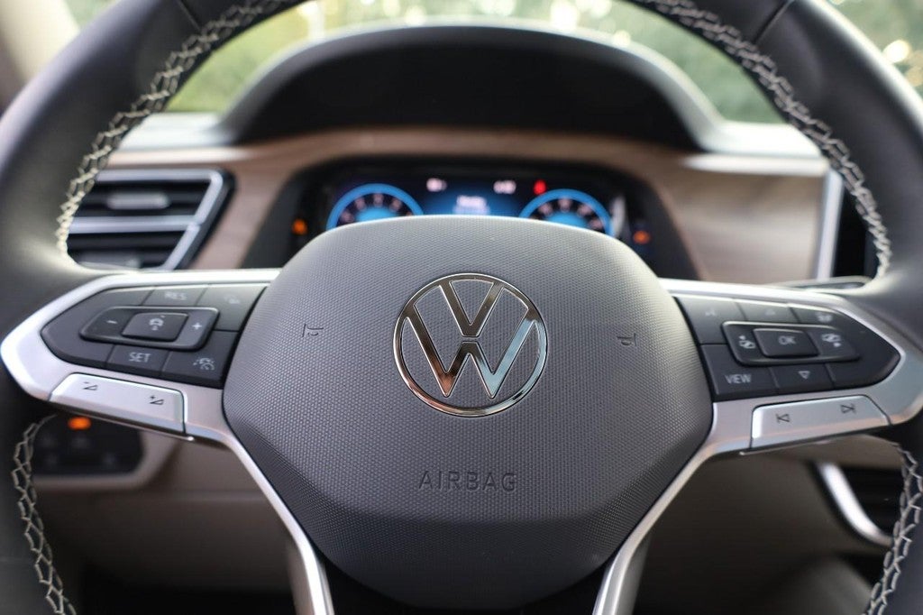 2026 Volkswagen Atlas 2.0T SE w/Technology 4MOTION