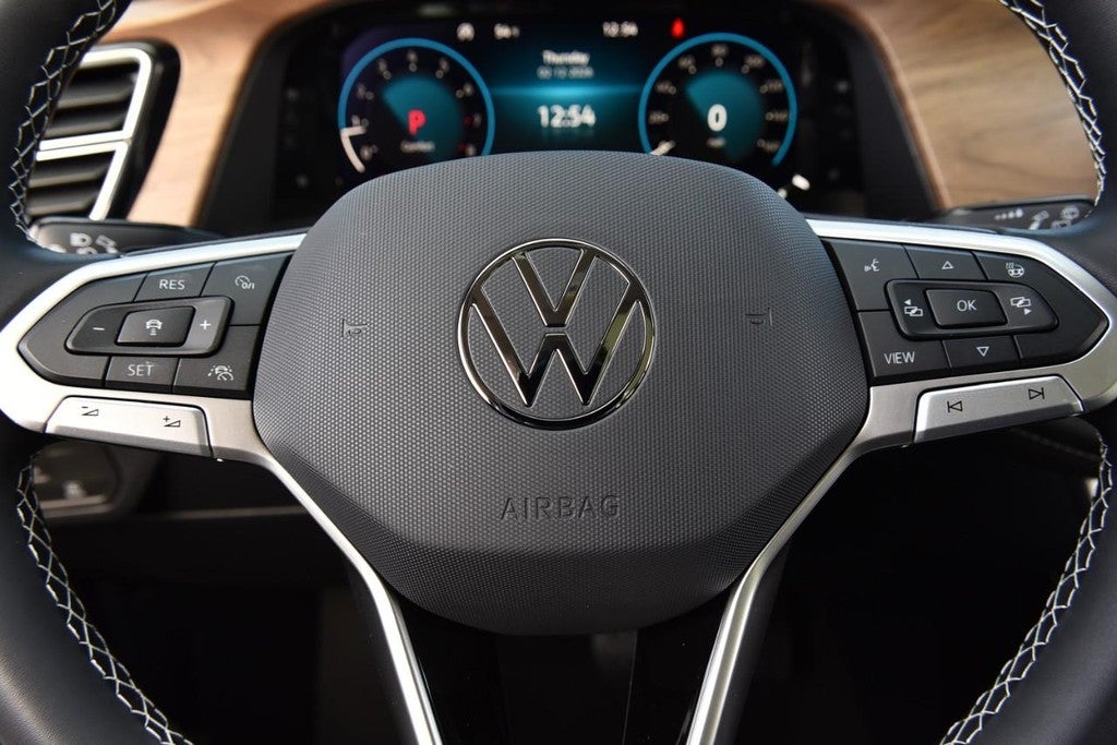 2026 Volkswagen Atlas 2.0T SE w/Technology 4MOTION