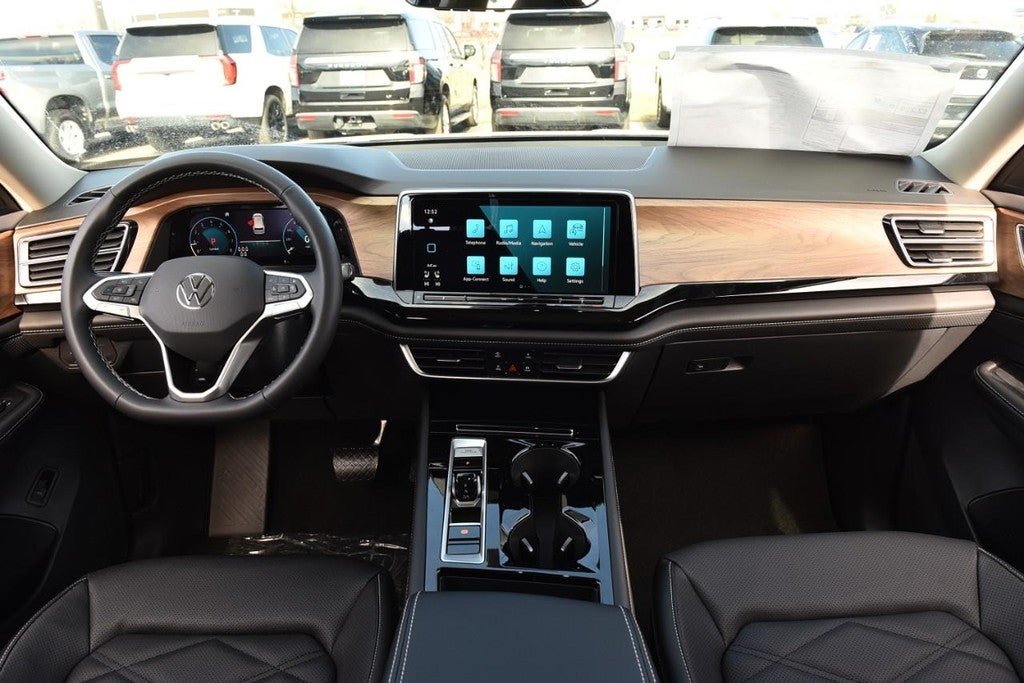 2026 Volkswagen Atlas 2.0T SE w/Technology 4MOTION