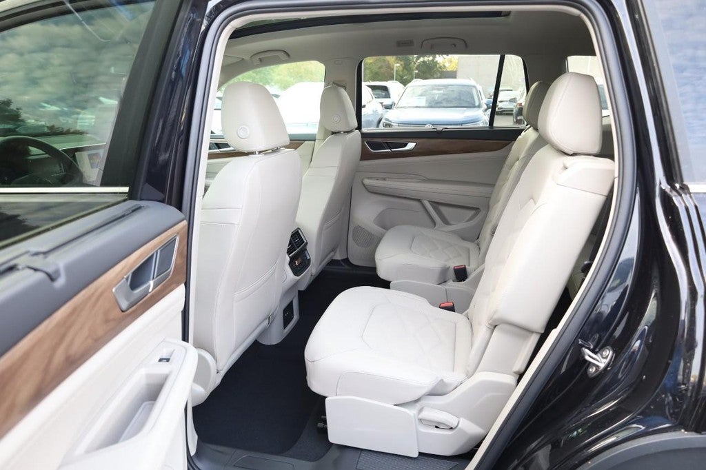 2026 Volkswagen Atlas 2.0T SE w/Technology 4MOTION