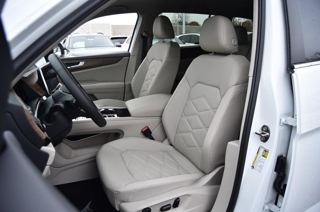 2026 Volkswagen Atlas 2.0T SE w/Technology 4MOTION