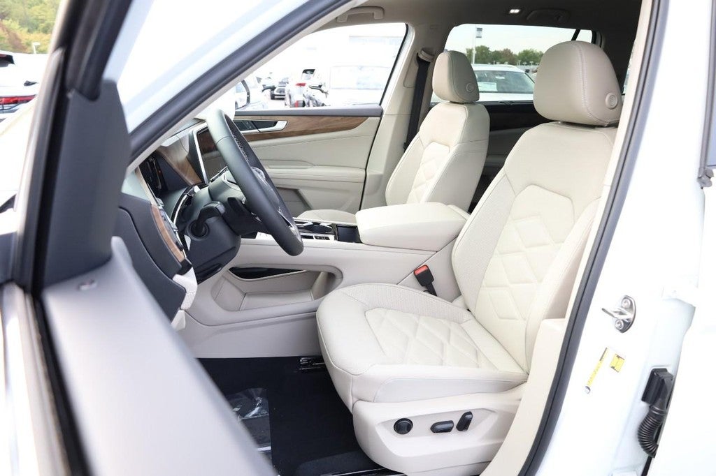 2026 Volkswagen Atlas 2.0T SE w/Technology 4MOTION