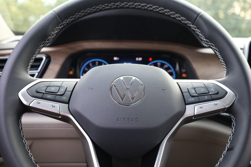 2026 Volkswagen Atlas 2.0T SE w/Technology 4MOTION