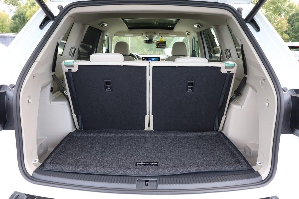 2026 Volkswagen Atlas 2.0T SE w/Technology 4MOTION