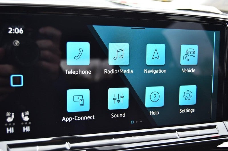 2026 Volkswagen Atlas 2.0T SE w/Technology 4MOTION