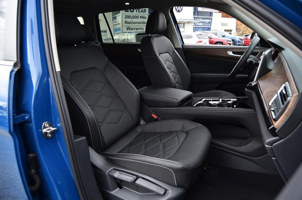 2026 Volkswagen Atlas 2.0T SE w/Technology 4MOTION