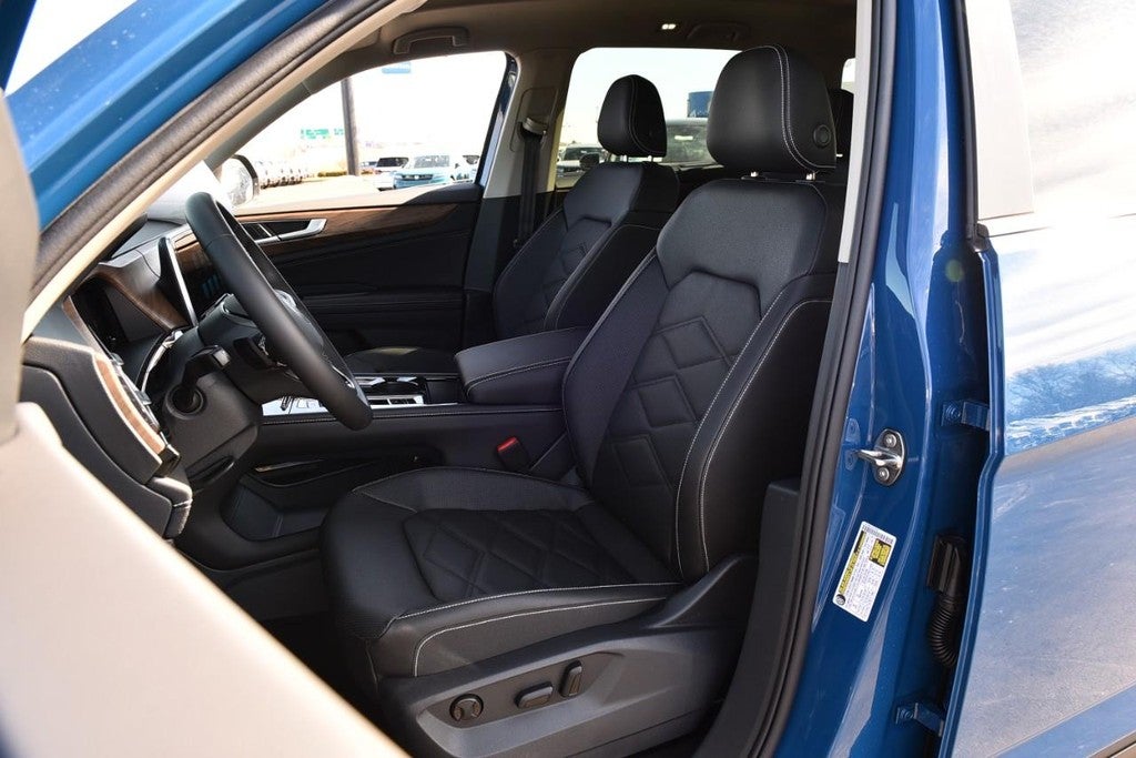 2026 Volkswagen Atlas 2.0T SE w/Technology 4MOTION