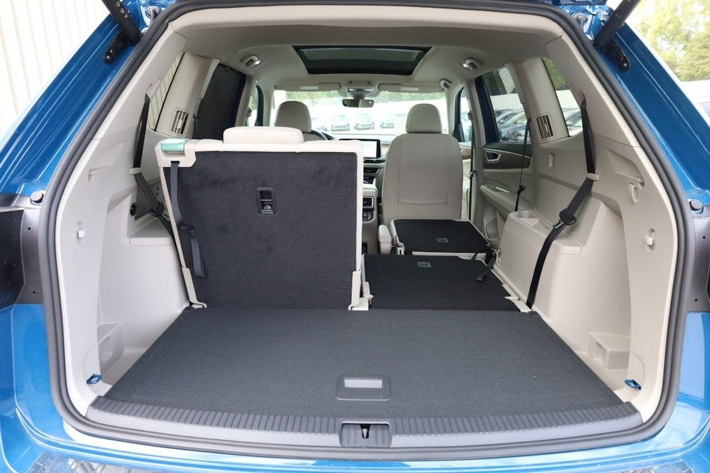 2026 Volkswagen Atlas 2.0T SE w/Technology 4MOTION