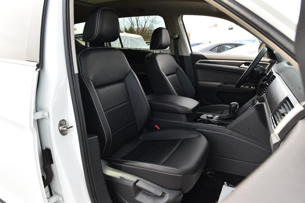 2023 Volkswagen Atlas 2.0T SE w/Technology 4MOTION