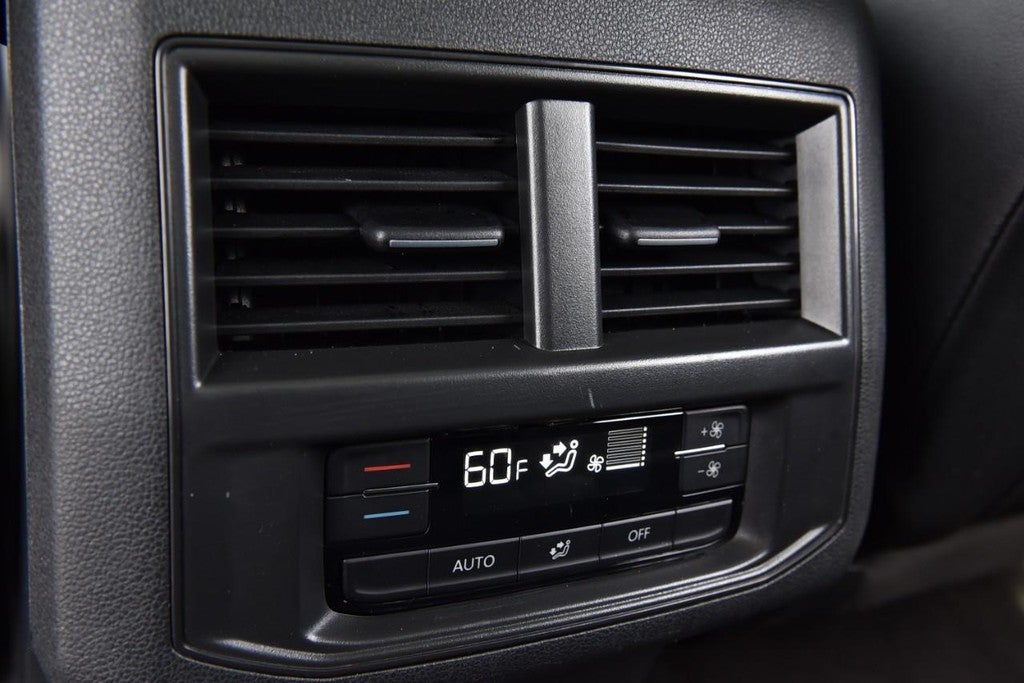 2023 Volkswagen Atlas 2.0T SE w/Technology 4MOTION