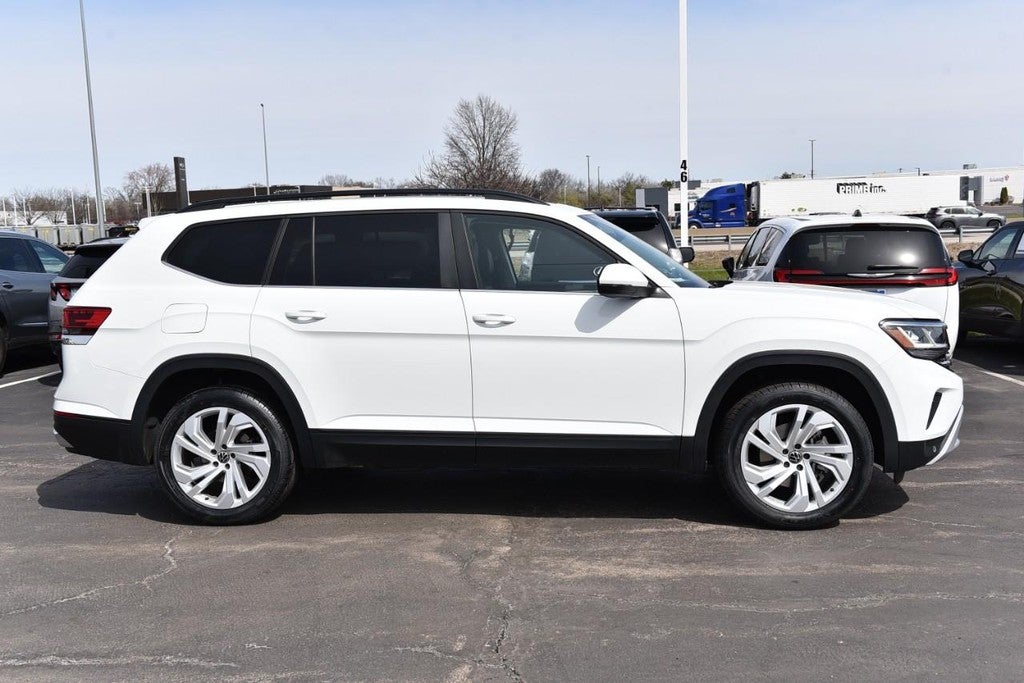 2023 Volkswagen Atlas 2.0T SE w/Technology 4MOTION
