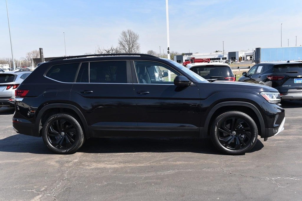 2022 Volkswagen Atlas 3.6L V6 SE w/Technology 4MOTION