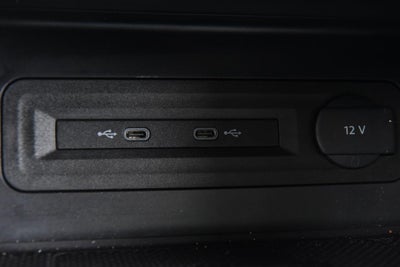 2023 Volkswagen Atlas 3.6L V6 SE w/Technology 4MOTION