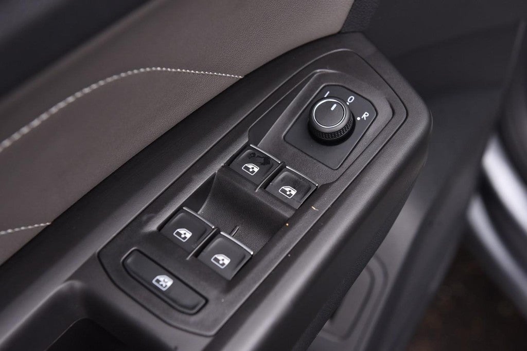 2023 Volkswagen Atlas 3.6L V6 SE w/Technology 4MOTION