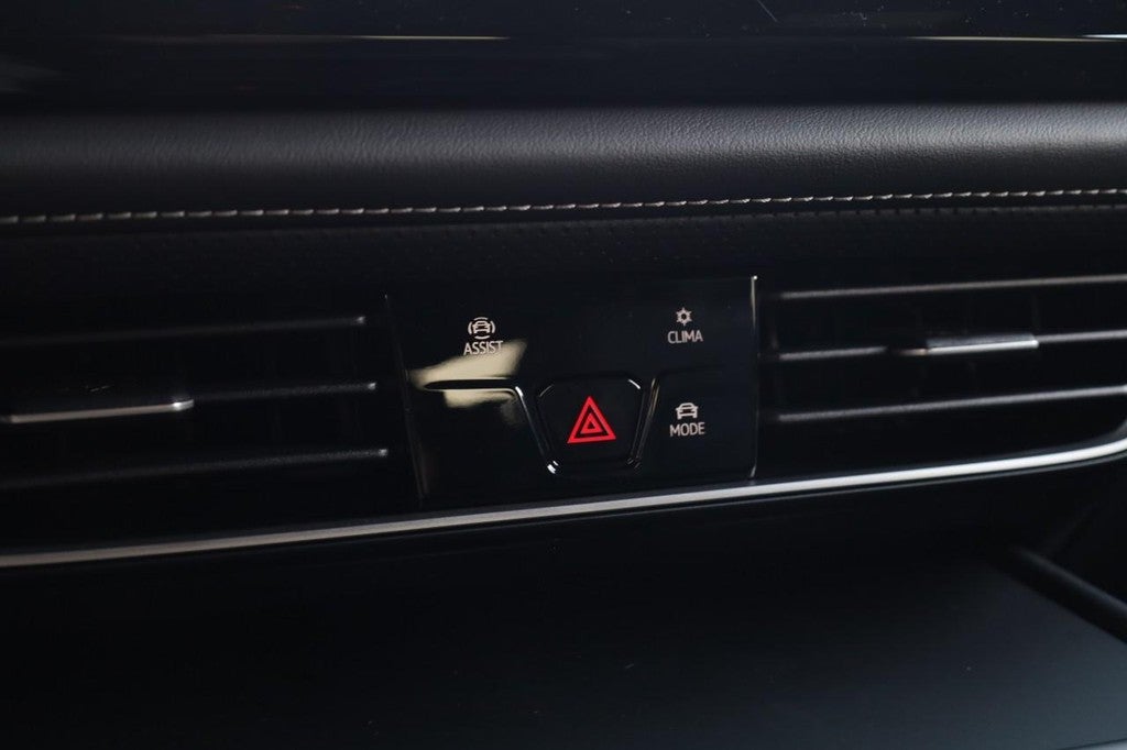 2026 Volkswagen Atlas Cross Sport 2.0T SE 4MOTION