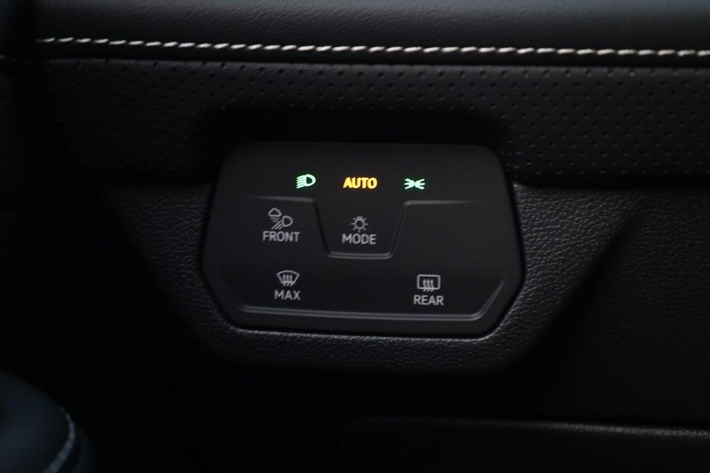 2026 Volkswagen Atlas Cross Sport 2.0T SE 4MOTION