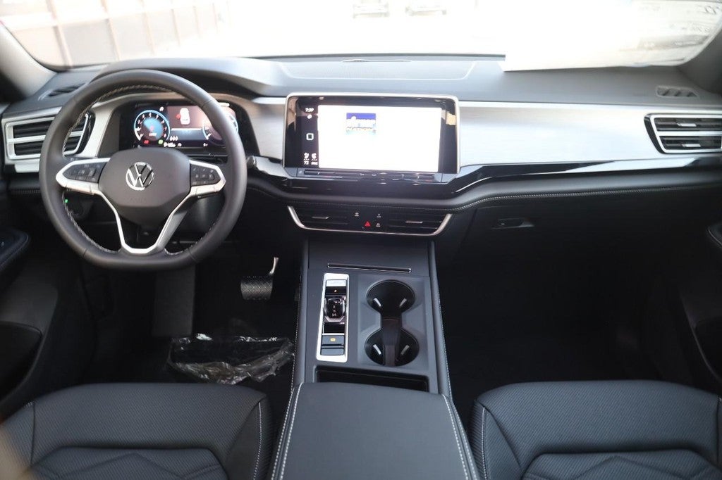 2026 Volkswagen Atlas Cross Sport 2.0T SE 4MOTION