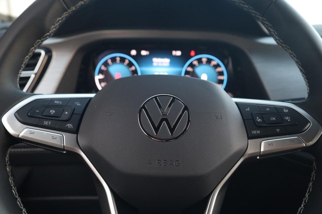 2026 Volkswagen Atlas Cross Sport 2.0T SE 4MOTION