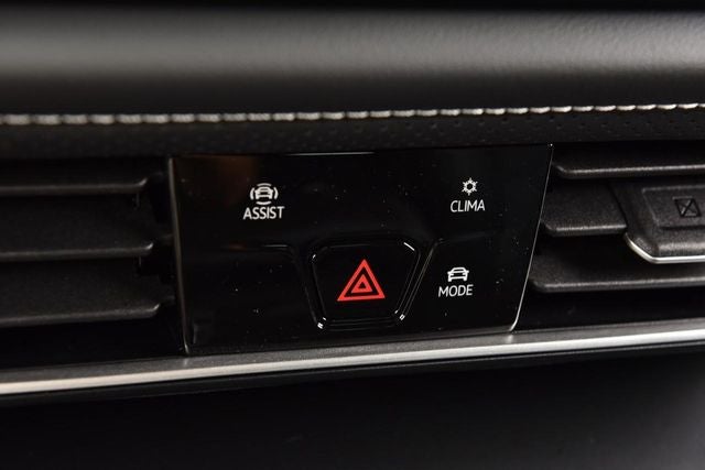 2026 Volkswagen Atlas Cross Sport 2.0T SE