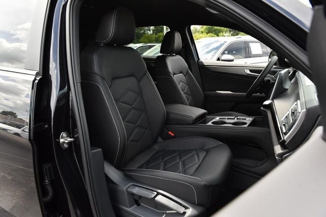 2026 Volkswagen Atlas Cross Sport 2.0T SE