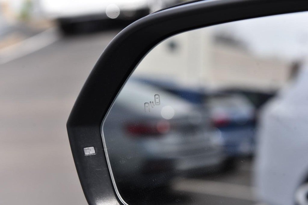 2023 Volkswagen Atlas Cross Sport 2.0T SEL R-Line Black 4MOTION