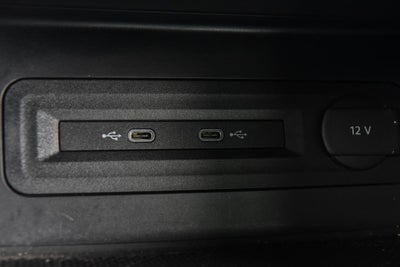 2023 Volkswagen Atlas Cross Sport 2.0T SEL R-Line Black 4MOTION