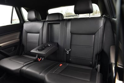 2023 Volkswagen Atlas Cross Sport 2.0T SEL R-Line Black 4MOTION