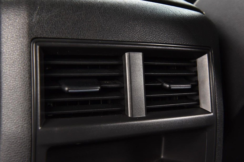 2023 Volkswagen Atlas Cross Sport 2.0T SEL R-Line Black 4MOTION