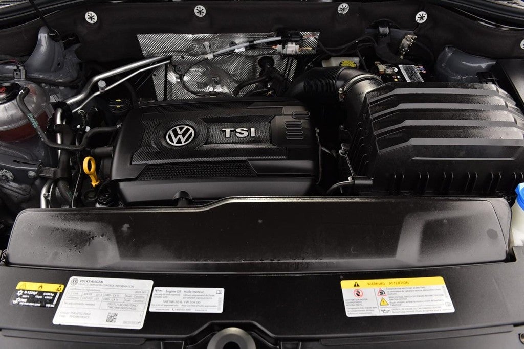 2023 Volkswagen Atlas Cross Sport 2.0T SEL R-Line Black 4MOTION