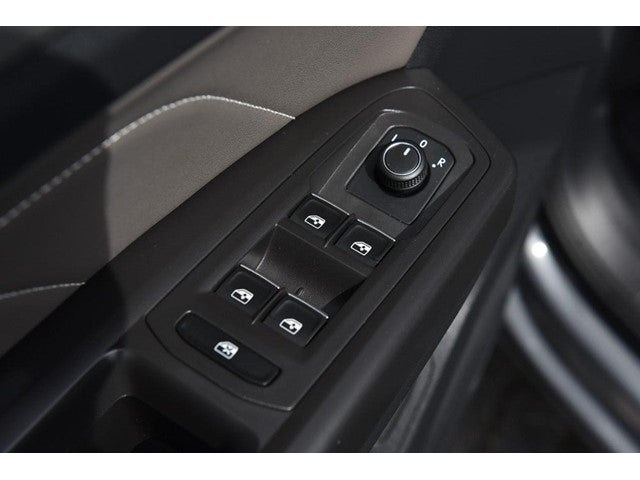 2023 Volkswagen Atlas Cross Sport 2.0T SEL R-Line Black 4MOTION