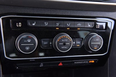 2023 Volkswagen Atlas Cross Sport 3.6L V6 SEL R-Line