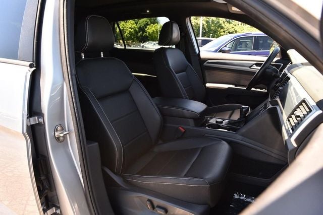 2023 Volkswagen Atlas Cross Sport 3.6L V6 SEL R-Line