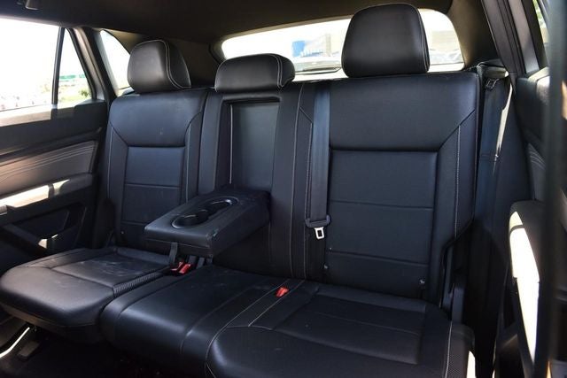 2023 Volkswagen Atlas Cross Sport 3.6L V6 SEL R-Line