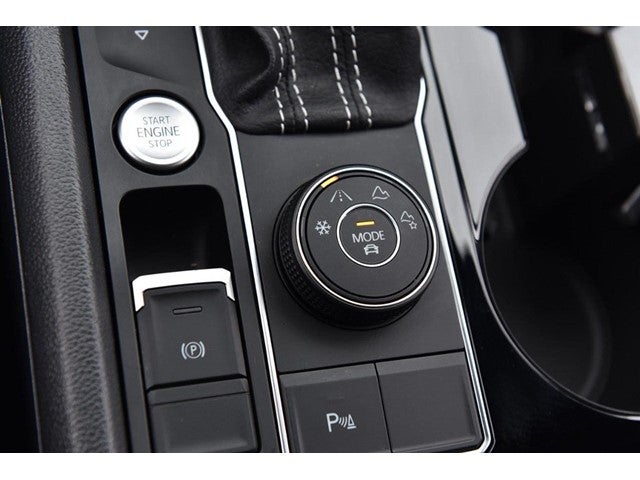 2023 Volkswagen Atlas Cross Sport 3.6L V6 SEL R-Line Black