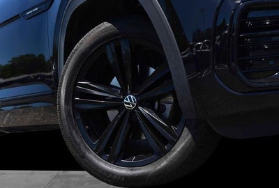2023 Volkswagen Atlas Cross Sport 3.6L V6 SEL R-Line Black