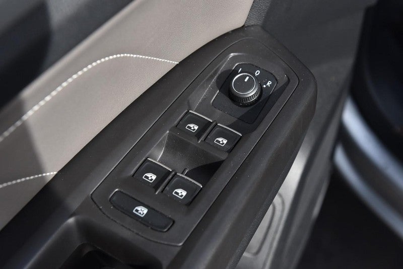 2023 Volkswagen Atlas Cross Sport 3.6L V6 SE w/Technology FWD