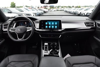2025 Volkswagen Atlas Cross Sport 2.0T SE w/Technology
