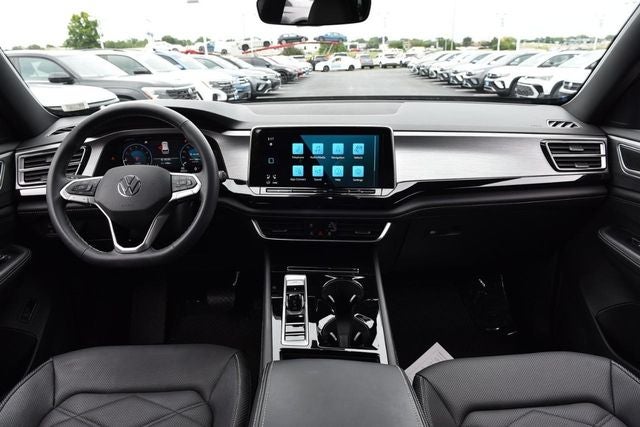 2025 Volkswagen Atlas Cross Sport 2.0T SE w/Technology