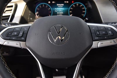 2025 Volkswagen Atlas Cross Sport 2.0T SE w/Technology FWD