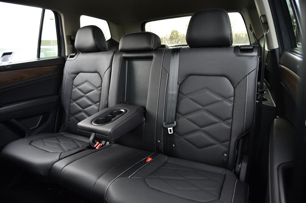 2026 Volkswagen Atlas 2.0T SE w/Technology FWD