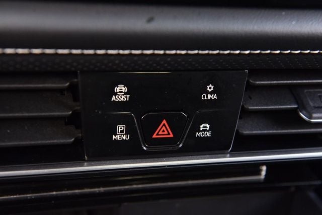 2025 Volkswagen Atlas 2.0T SE w/Technology FWD