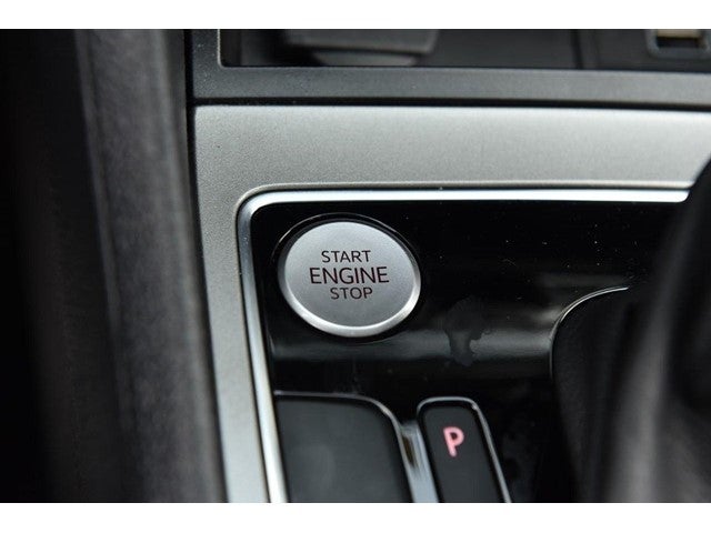 2022 Volkswagen Passat 2.0T Limited Edition