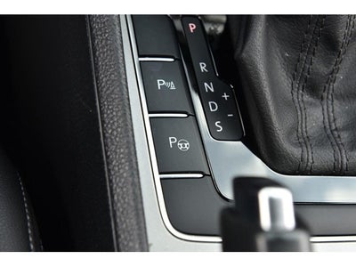 2022 Volkswagen Passat 2.0T Limited Edition