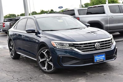 2020 Volkswagen Passat 2.0T R-Line