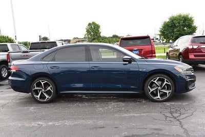 2020 Volkswagen Passat 2.0T R-Line