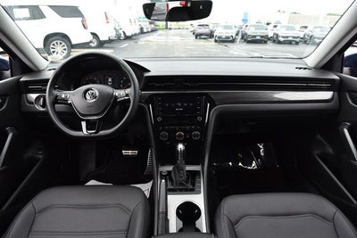 2020 Volkswagen Passat 2.0T R-Line